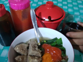 Saung Mie Ayam Bakso Sapi Bumi Cendrawasih