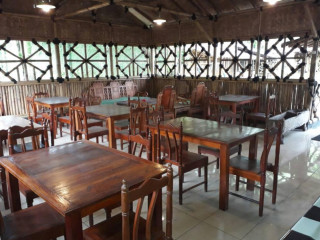 Saung Kampung