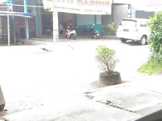 Soto Daging Cabang Gajah Mada Pesantren