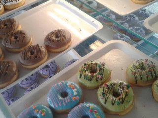 Donat Madu Sumber