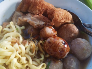 ミートボール Mītobōru Kedai Bakso Malang