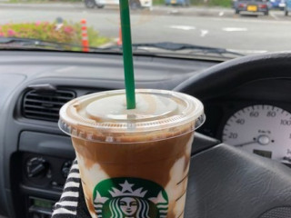 スターバックスコーヒー Jī Lù Shì Mó Diàn