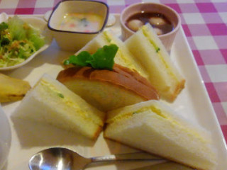 Ufu Cafe