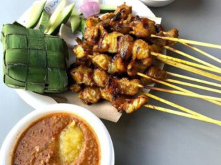 Chomp Chomp Satay