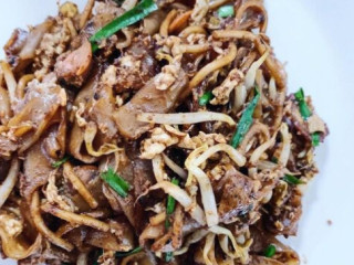 Hill Street Fried Kway Teow