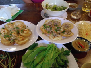 Banh Khot Di Ba