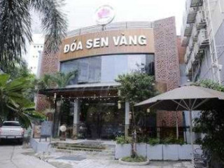 Doa Sen Vang Vegan