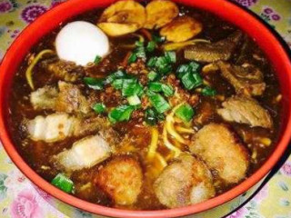 Lomi King