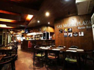 San Miguel Plaza