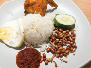 Nasi Lemak Ayam Taliwang