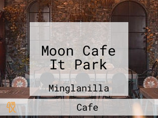 Moon Cafe It Park