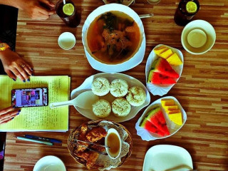 Bogs Bugoy Gastropub- Mlang