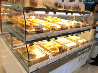 Clyde's Bread Pastries Sm City Lipa