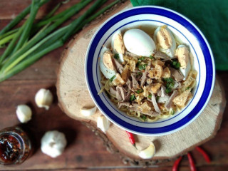 Terry’s Batchoyan And Food House