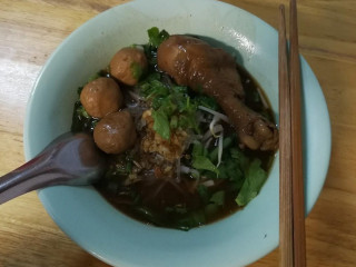 Aonang Chicken Noodle Stall