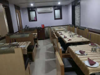 Vanity Restaurant