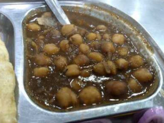 Sardar Ji Ke Chhole Bhature