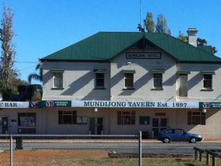 Mundijong Tavern