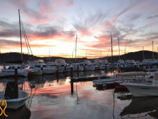 Salt Cove On Pittwater