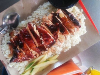 Nasi Ayam Salai Taman Universiti