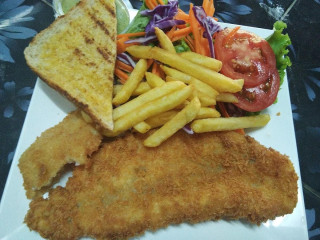 Open An Umbrella Steaks And Salads Phop Phra Village