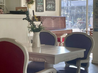 Plana's Pantry Mandaluyong