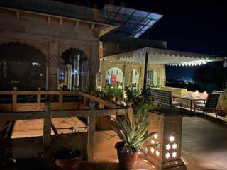 Kanhaji Family Restaurant