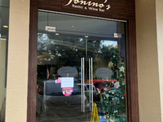 Tonino's Resto And Wine