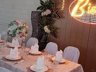 Taal Bistro