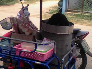 ดงแคนใหญ่ไอติมแม่รี
