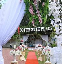 Lotte Stick Place