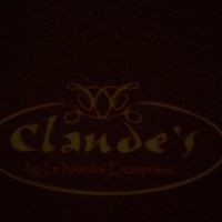 Claude's Le Cafe De Ville