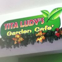 Tita Ludy's Garden Cafe