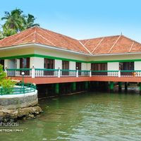 Green Channel Backwater Resort