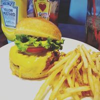 Teddy's Bigger Burgers Shangri-la Plaza