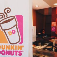 Dunkin Donuts CafÉ